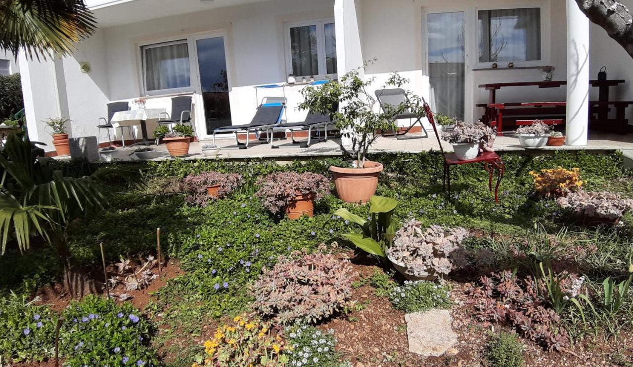 Apartments Summer Bloom Krk Town Exterior foto
