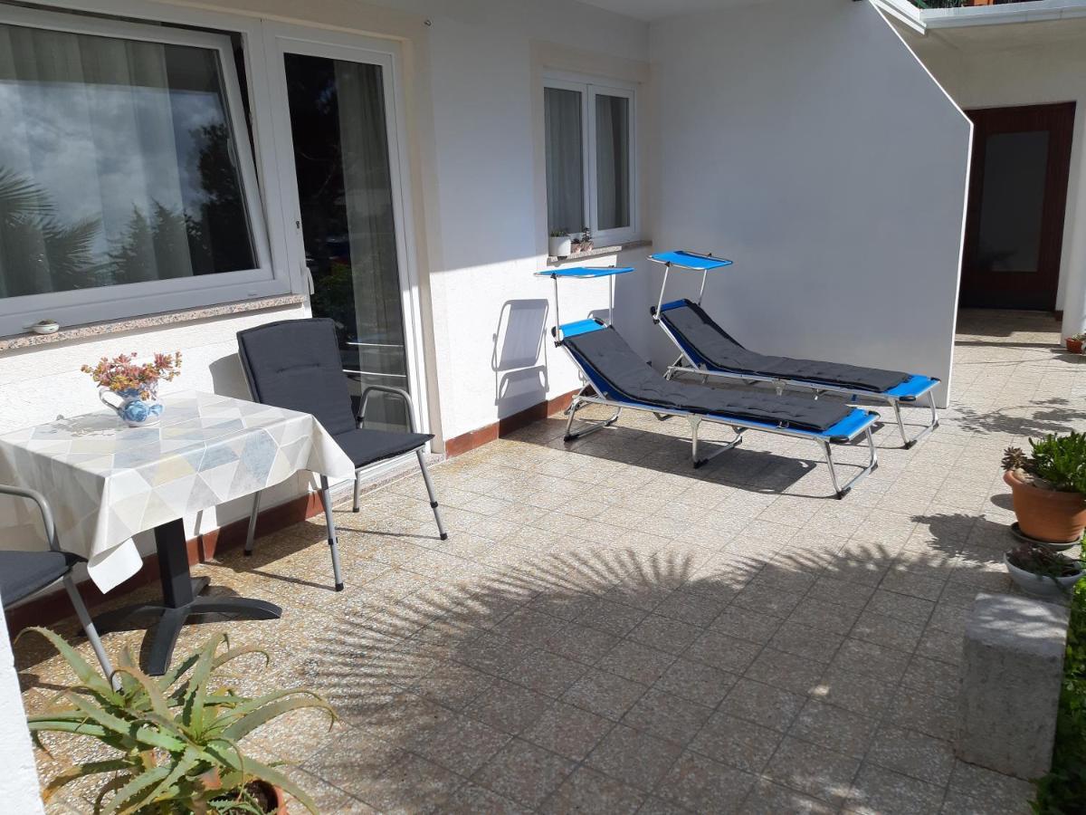 Apartments Summer Bloom Krk Town Exterior foto